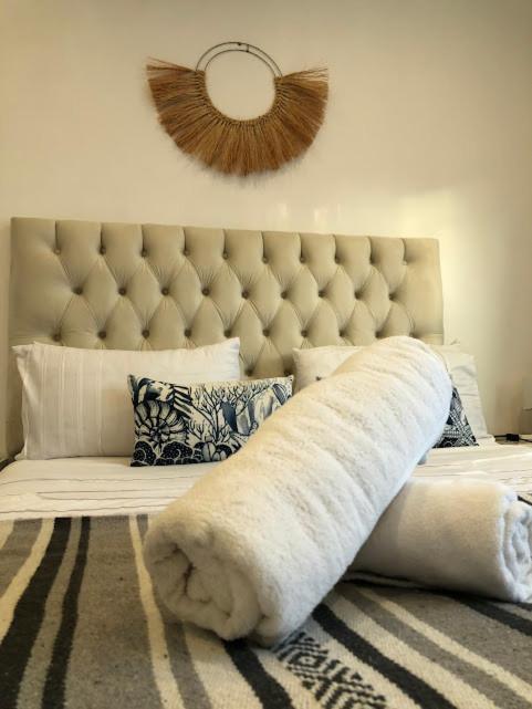 Danville Forest Guest House & Apartments Дърбан Екстериор снимка