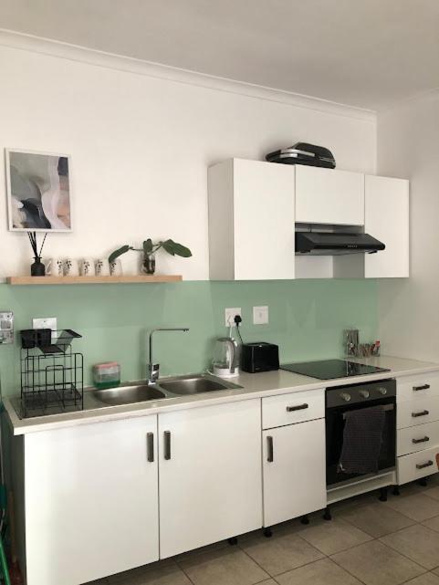 Danville Forest Guest House & Apartments Дърбан Екстериор снимка